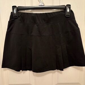 Black tennis skort; size XS; NWOT